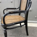 Curved wooden armchair Thonet Nr 1032