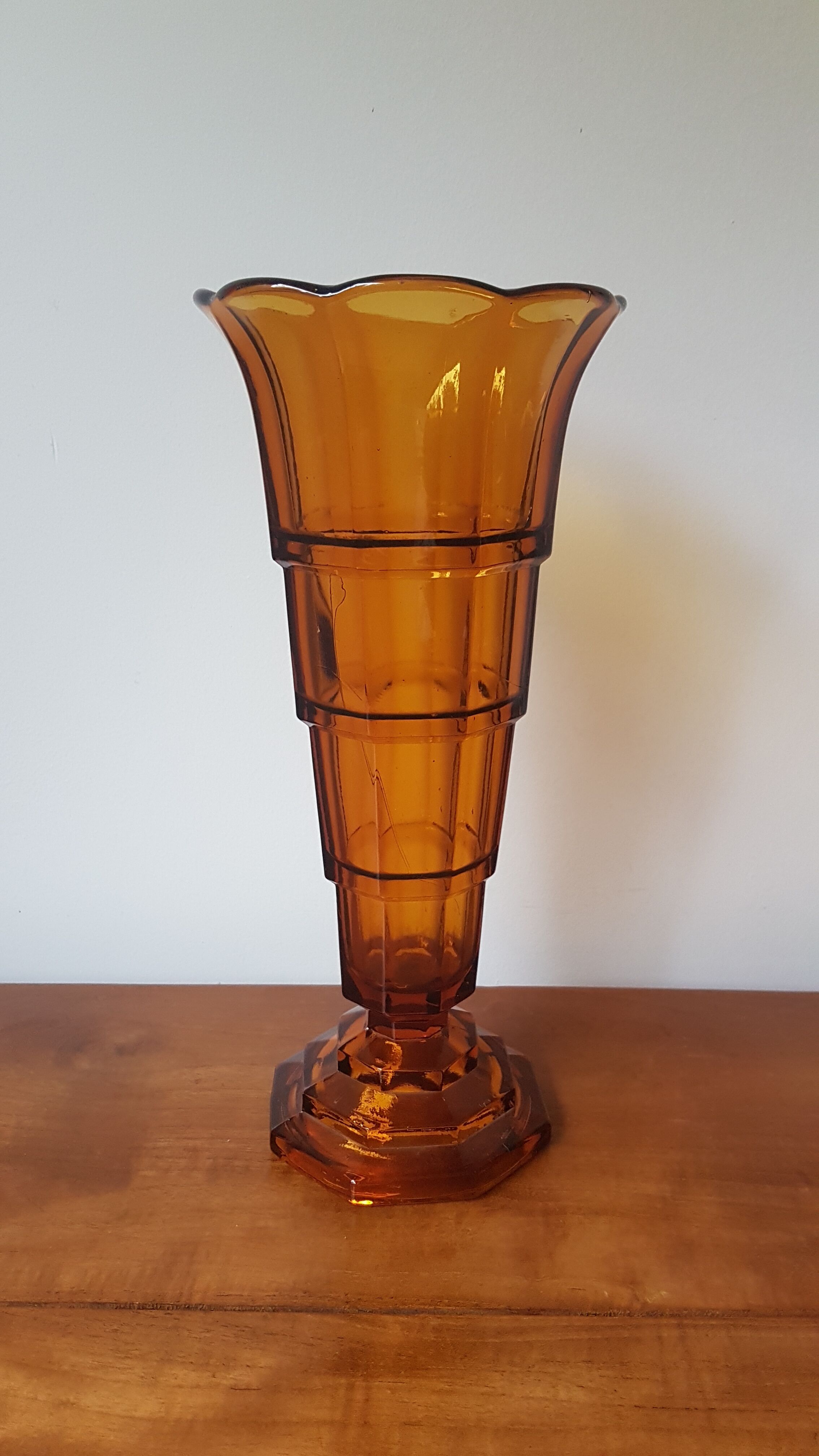 Scailmont Amber Art Deco Vase