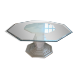 Octagonal table