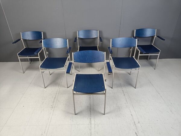 Fauteuils empilables minimalistes en métal et contreplaqué par Gijs Van Der Sluis