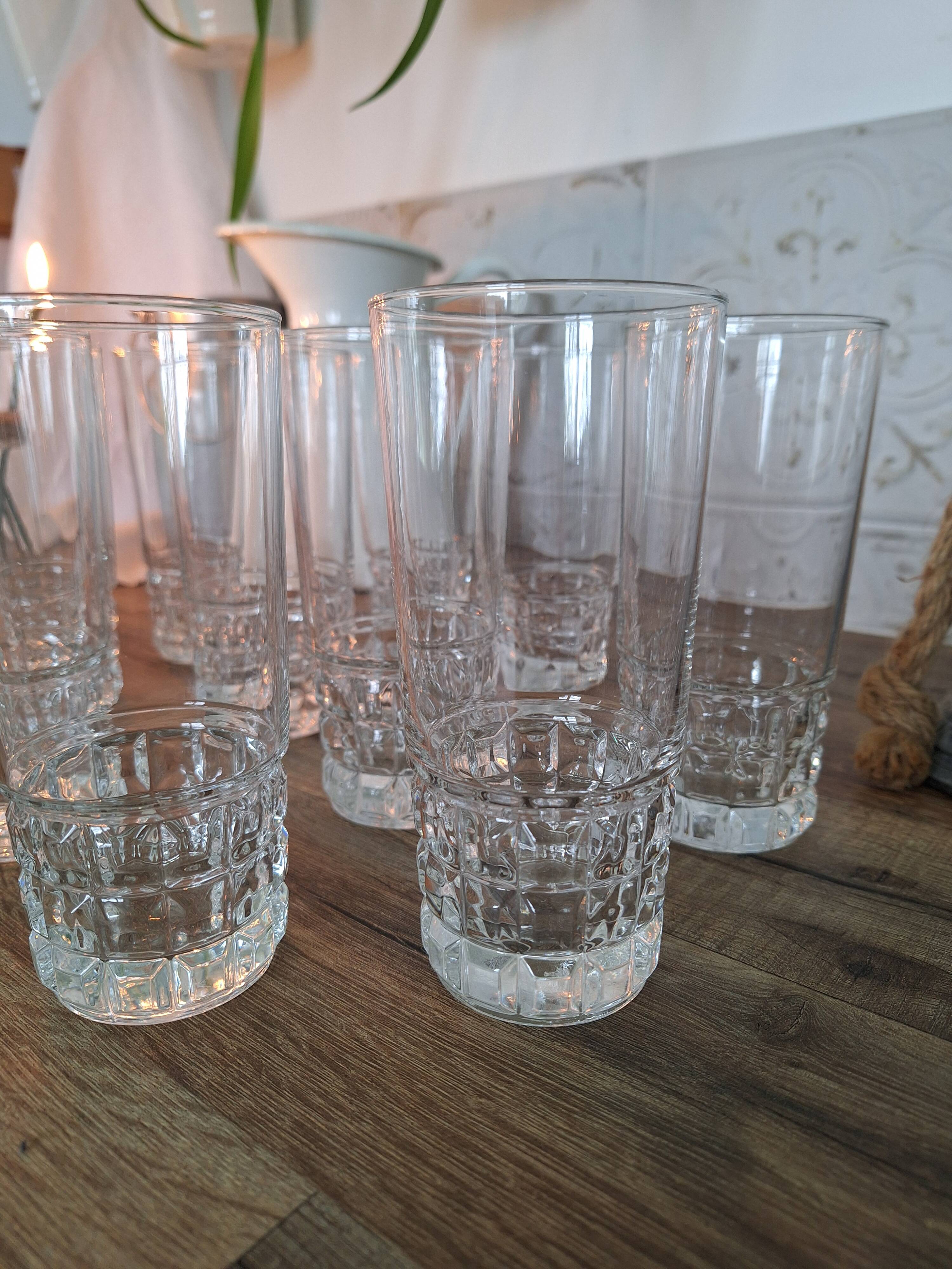 10 vintage water or aperitif glasses