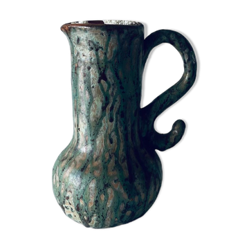 Pichet ancien en terre cuite émaillée