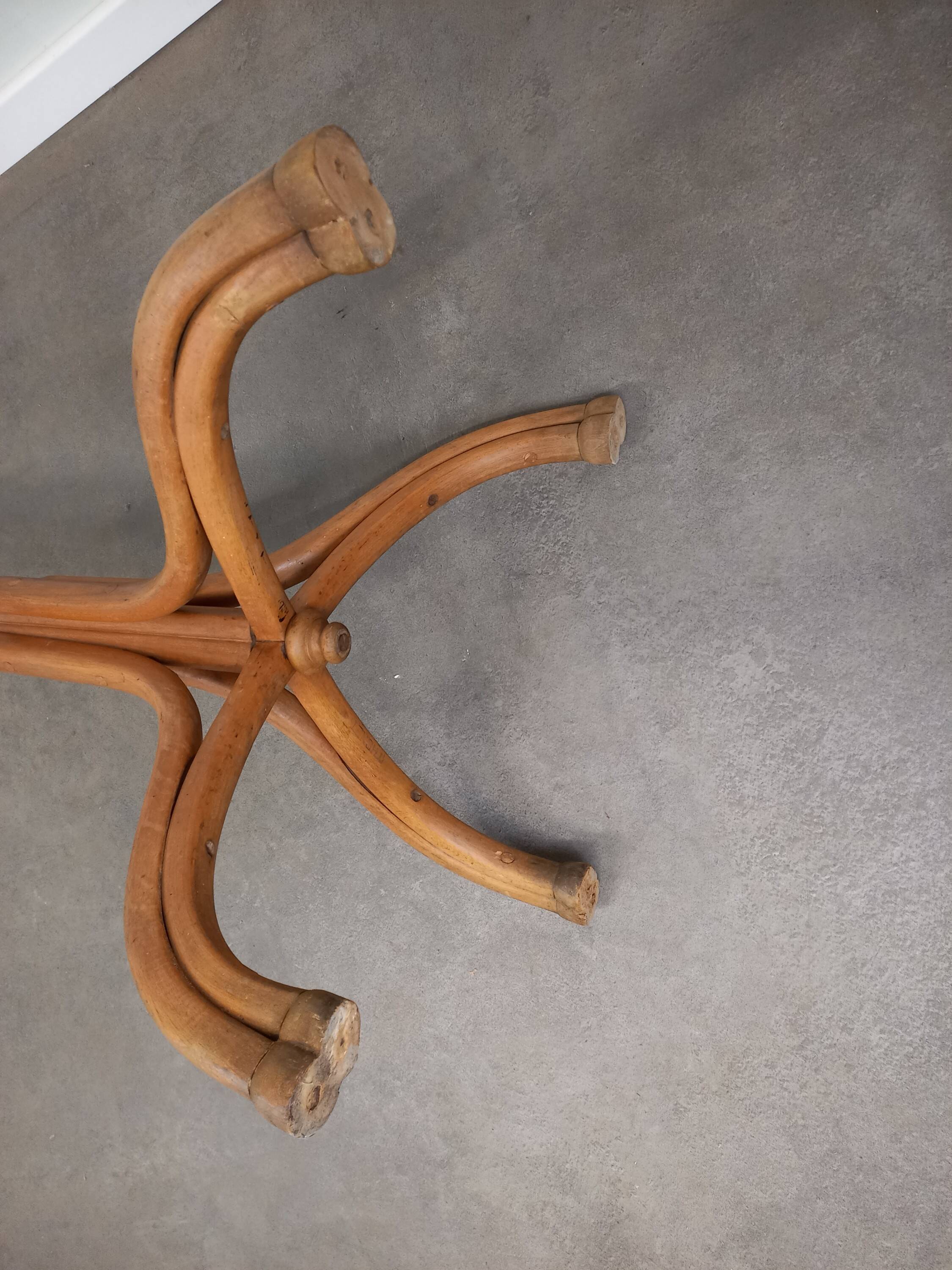 Thonet parrot coat rack