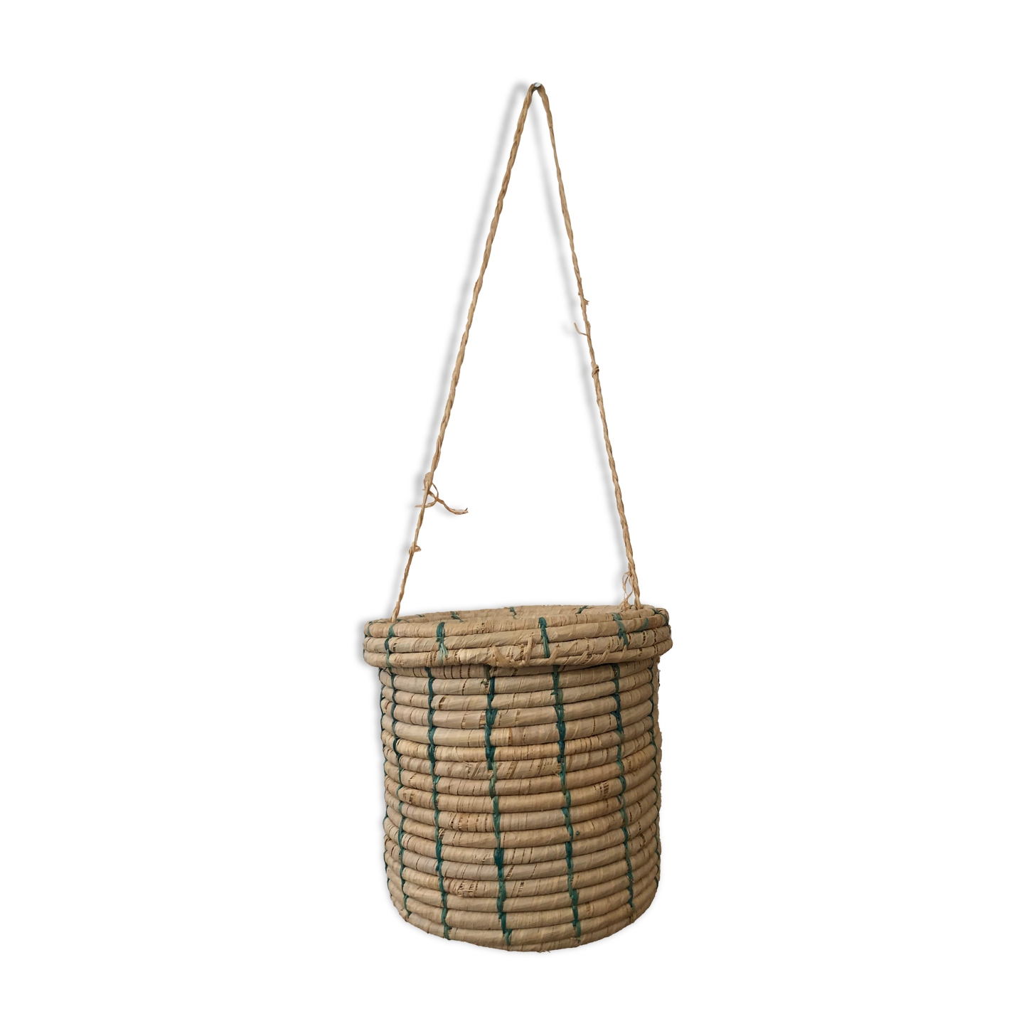 Wicker basket to hang