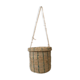Wicker basket to hang