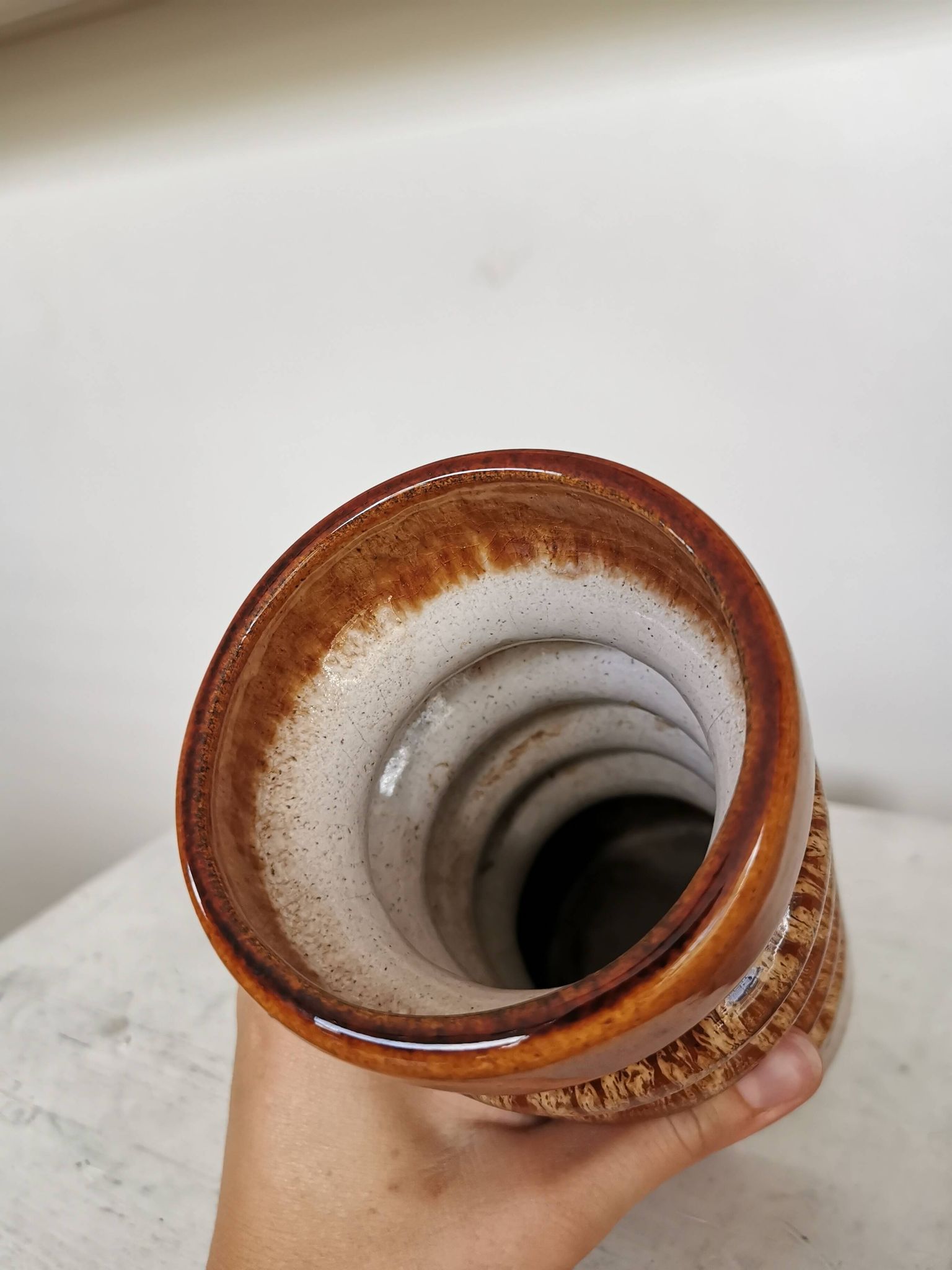 Vase vintage en céramique : poterie ouest-allemande des années 1970