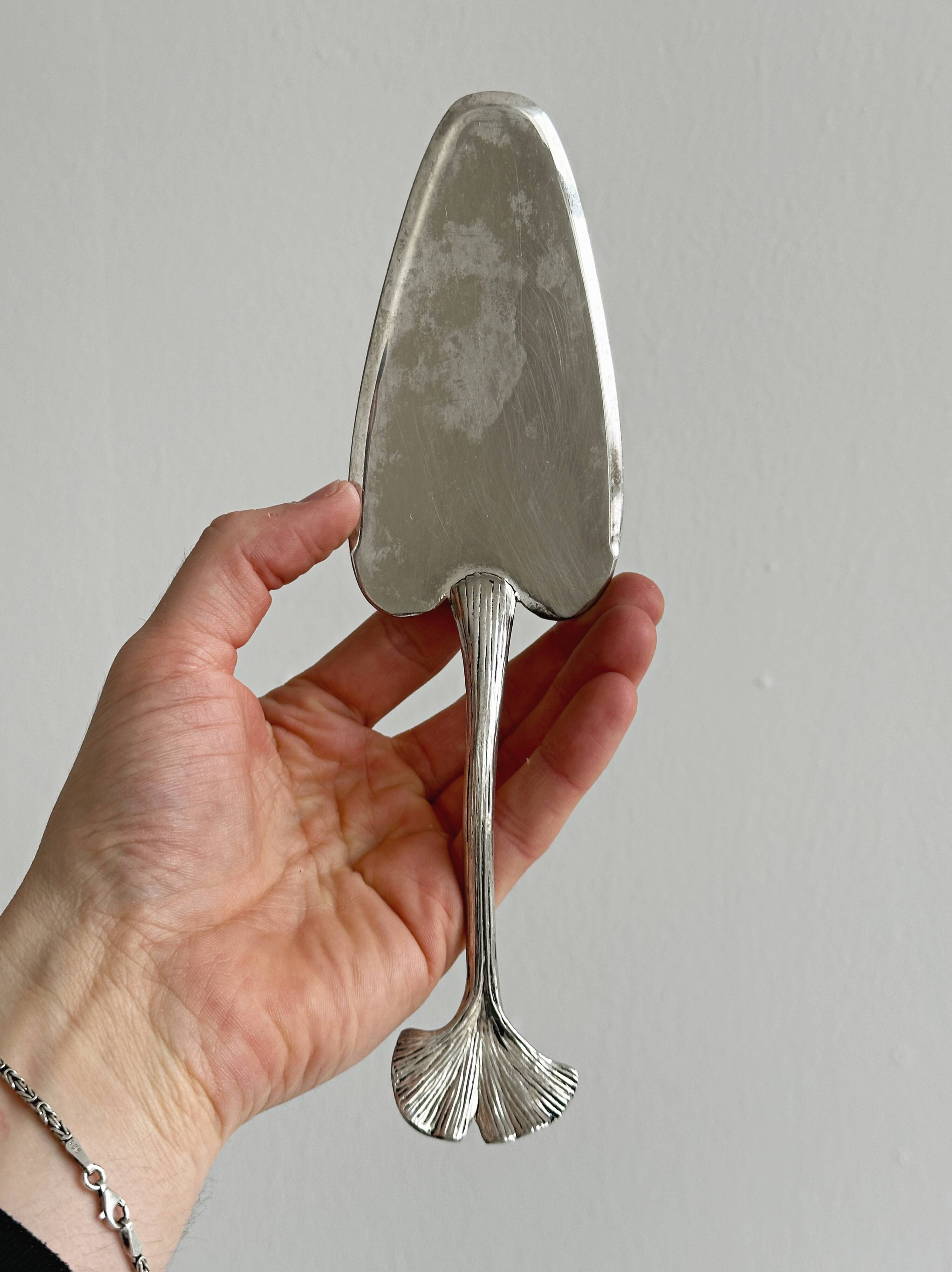 White metal cake server ginkgo