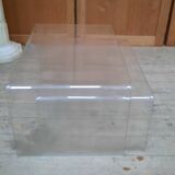 2 plexiglass nesting tables