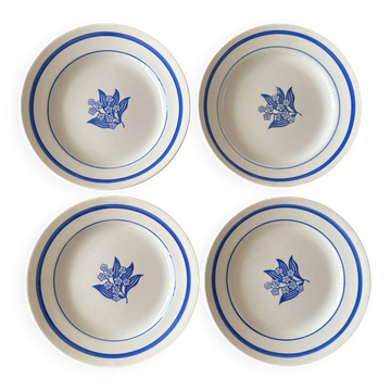 Set of 4 vintage flat plates in earthenware with blue flowers.