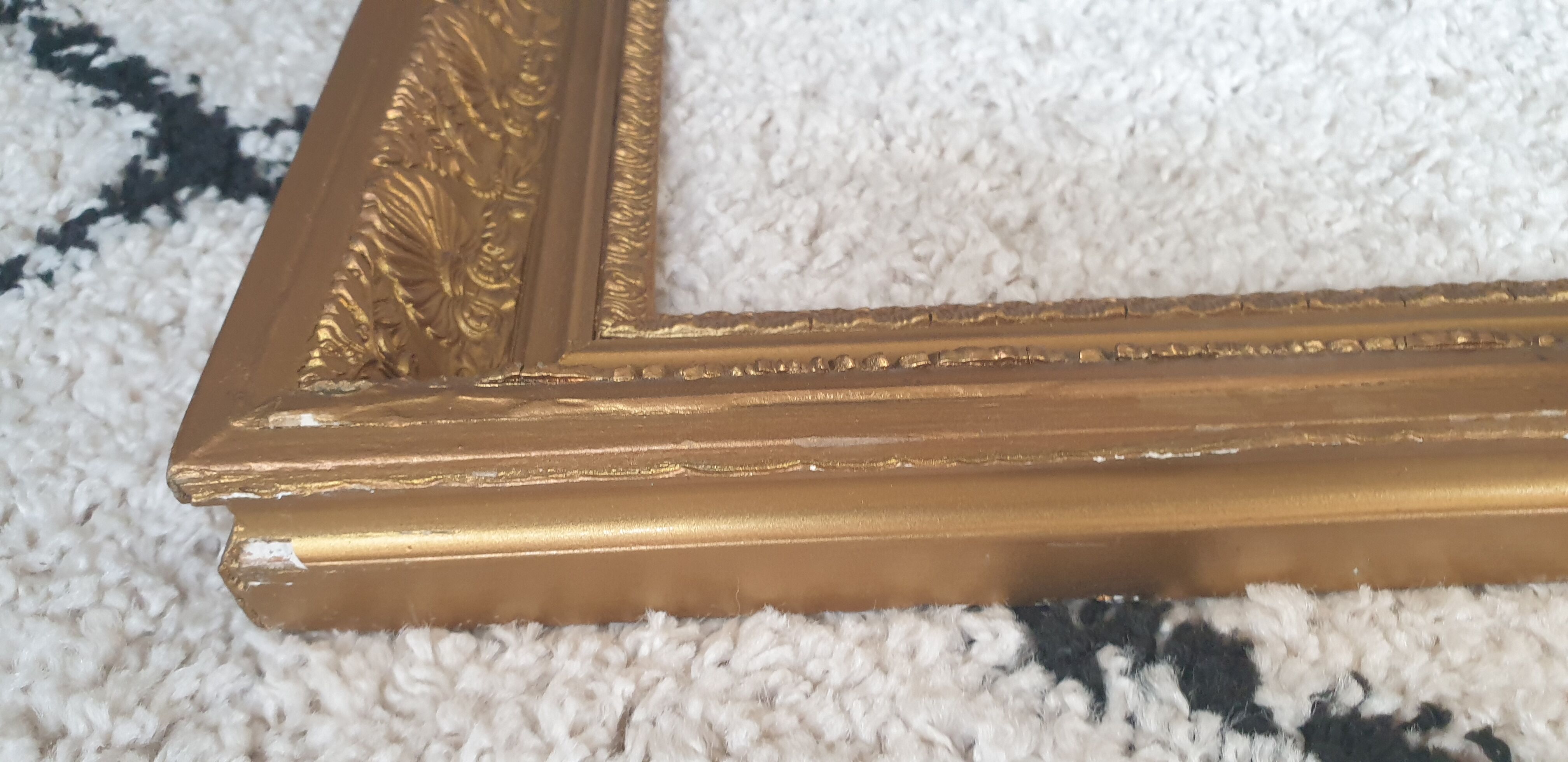 Old gilded frame 61×51