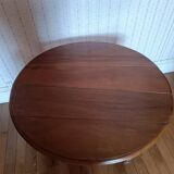 Round solid wood shutter table