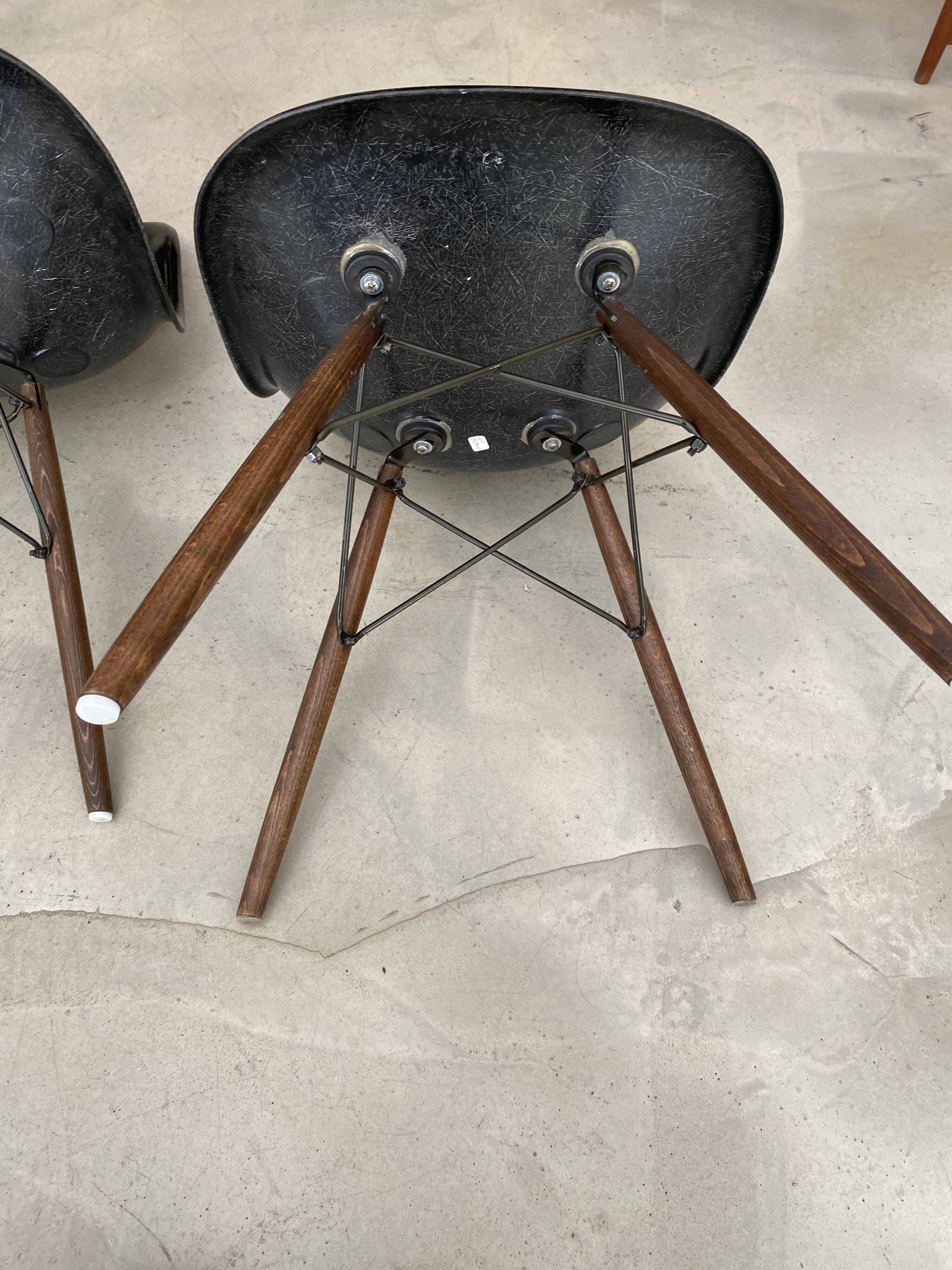 DSW chair by Charles and Ray Eames