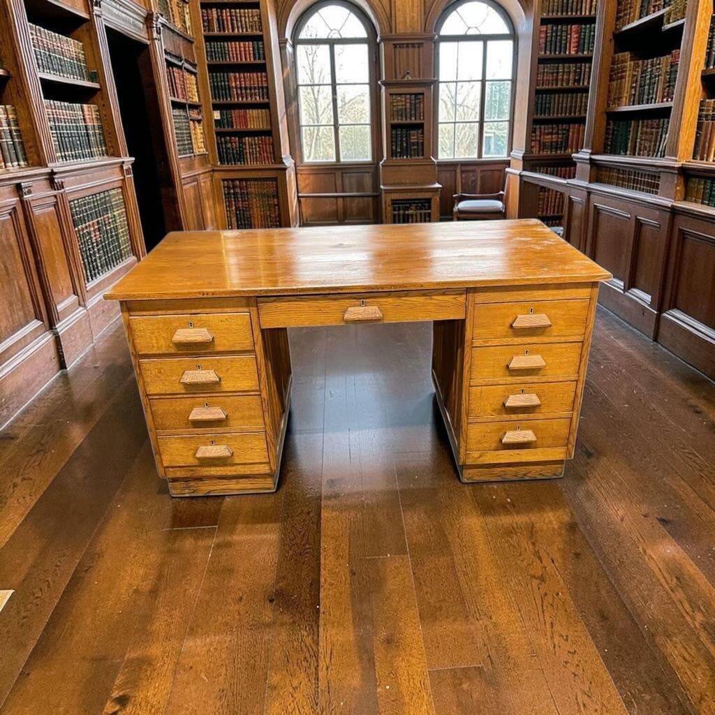 Vintage solid wood writing desk/table
