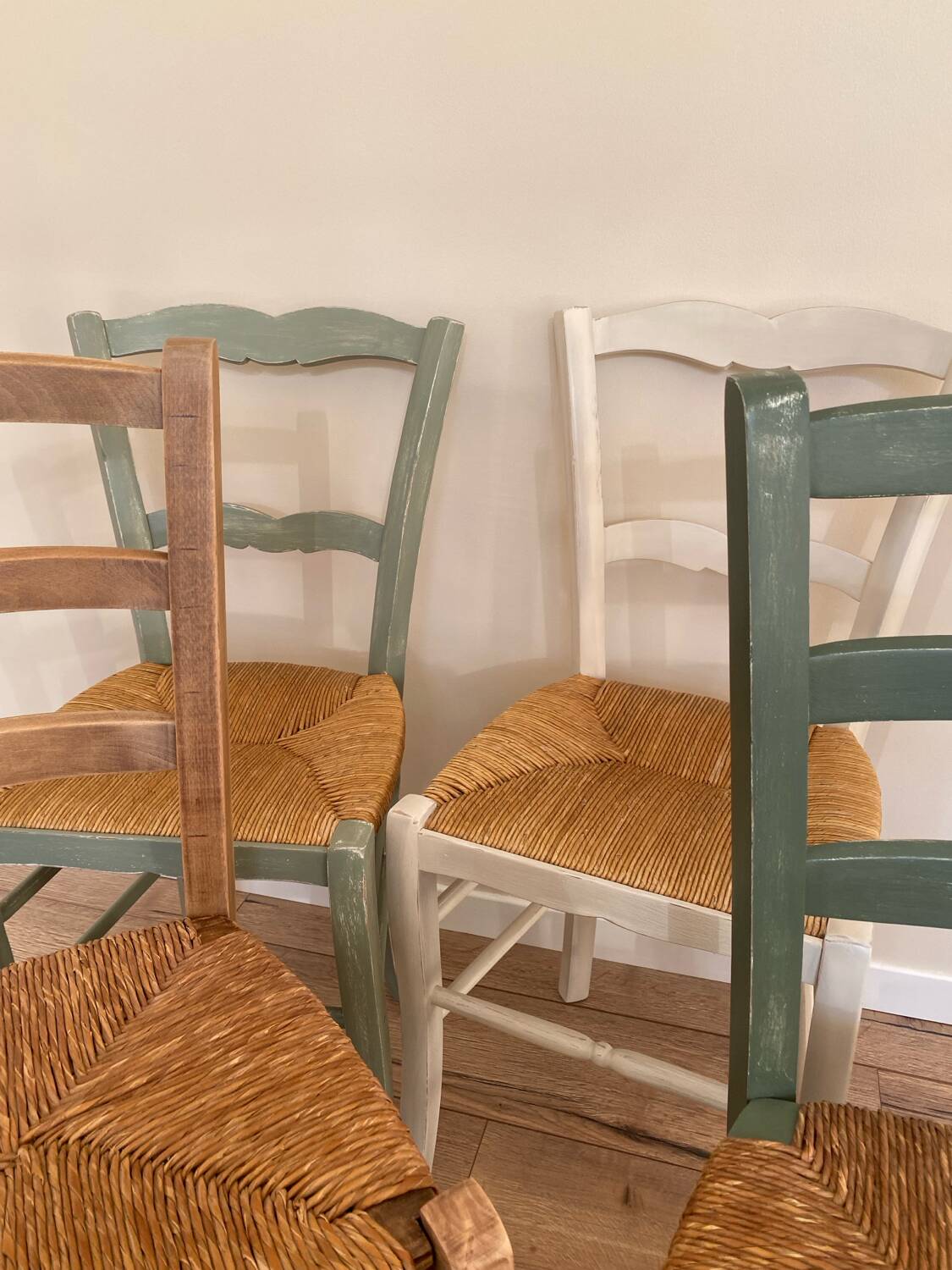 Set of 4 chairs