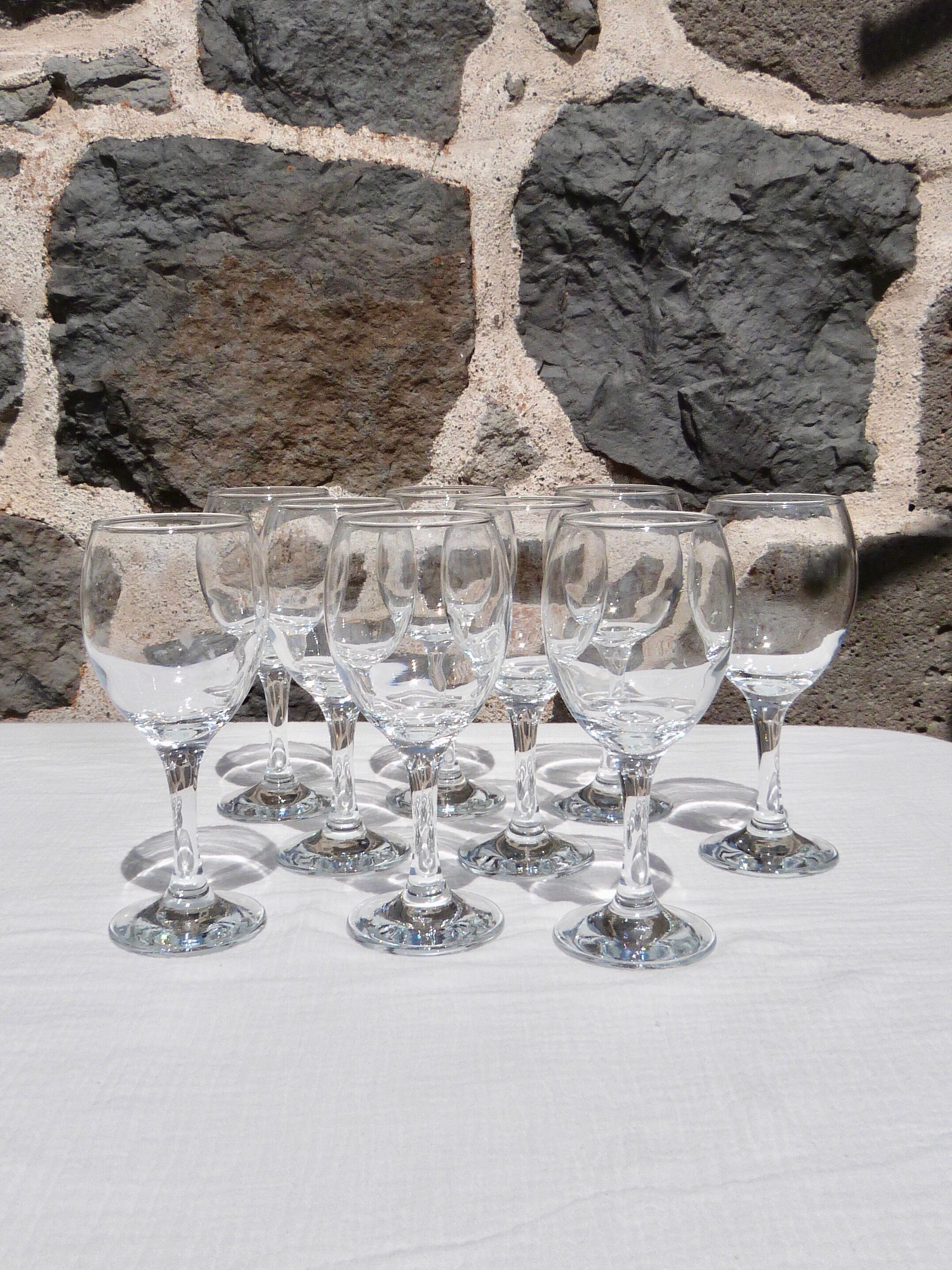 Set of 9 glasses on foot