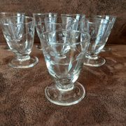 Lot de 8 verres digestif  original