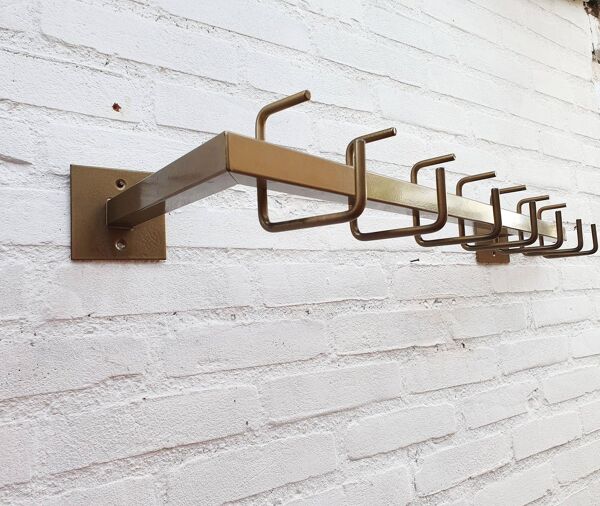 Porte-manteau mural en métal Bony design 1980s