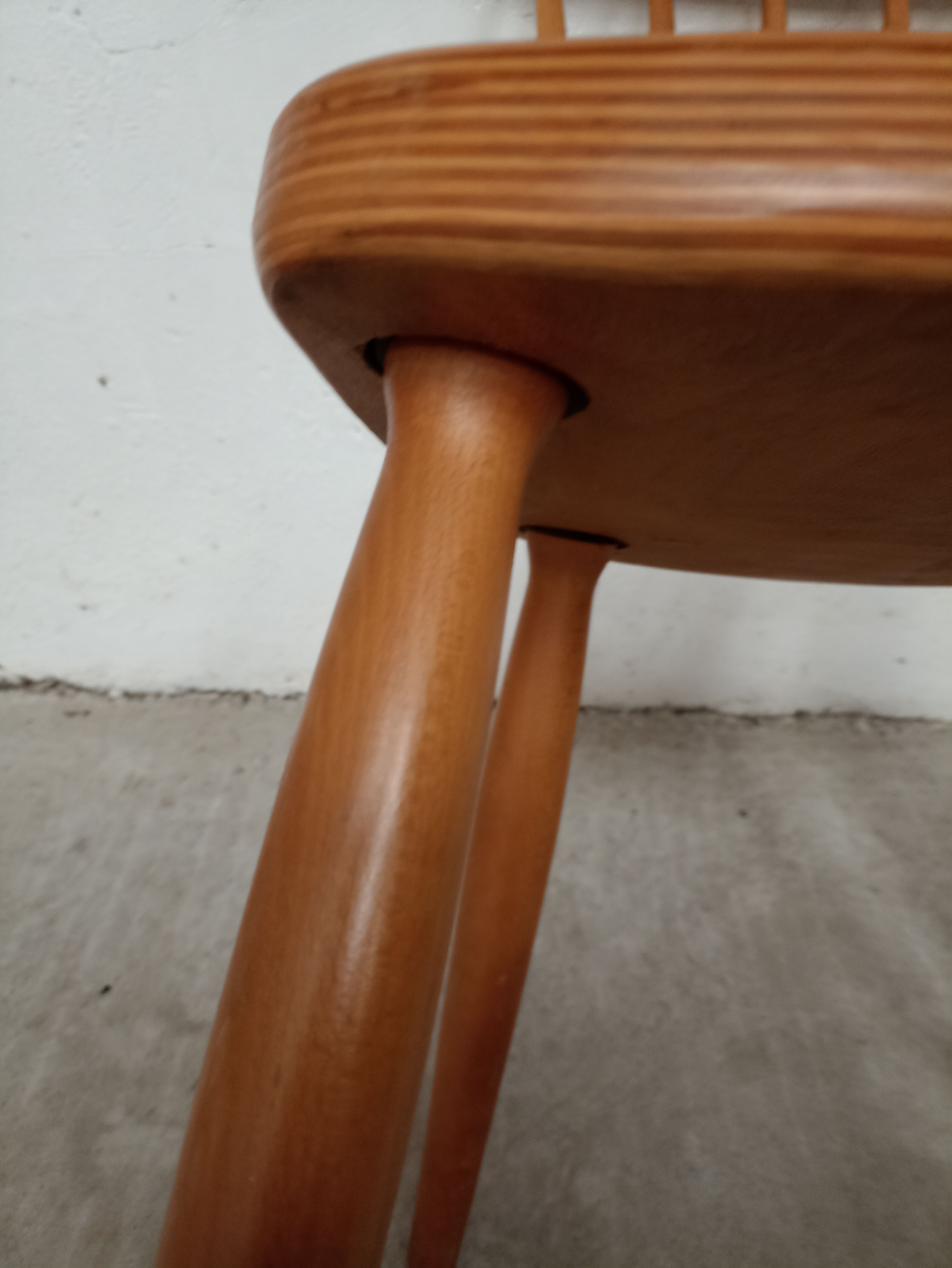 Set of 2 vintage bar chairs