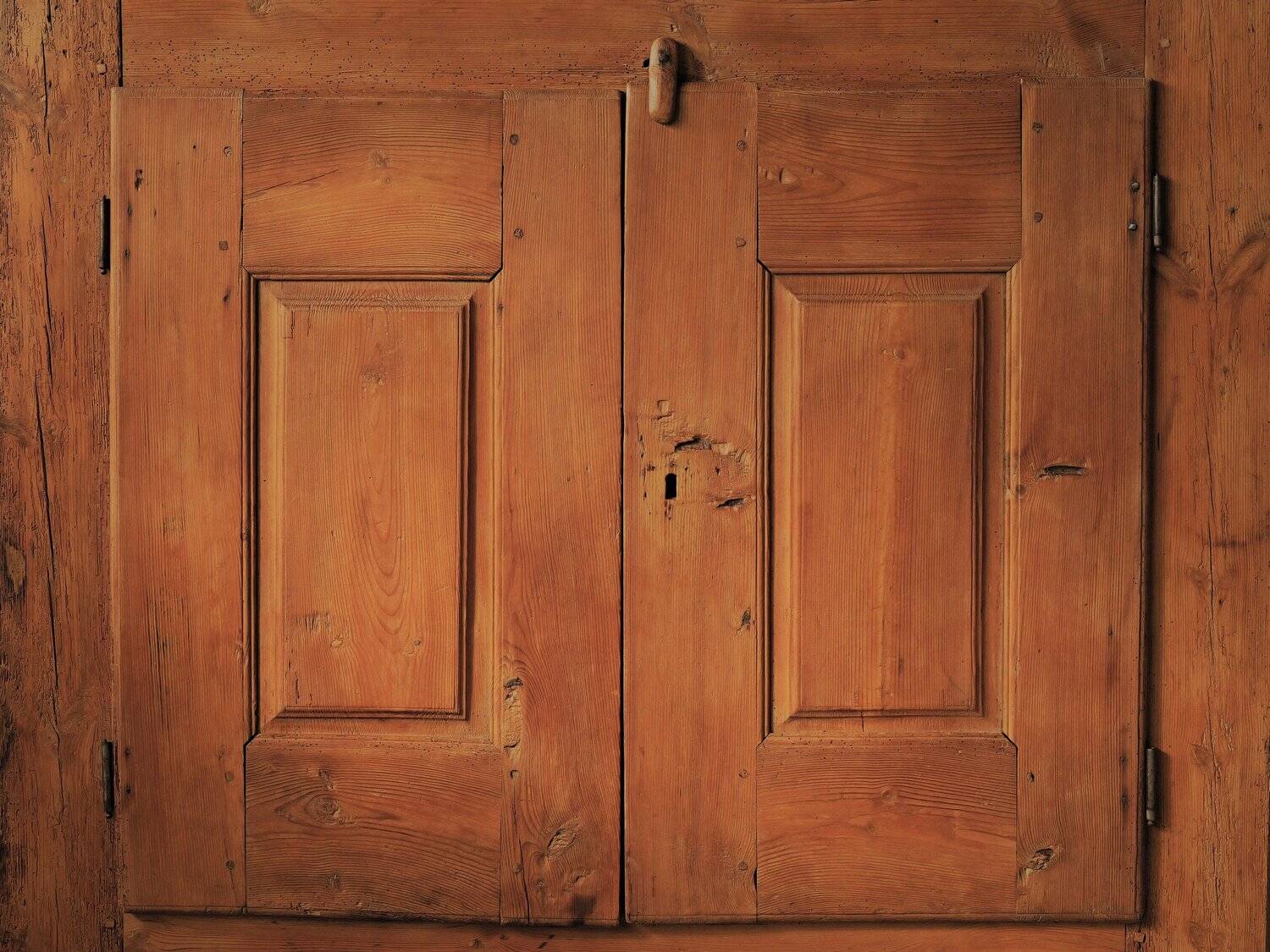 Art-Popular furniture in pine and larch, Lozère, 19th century