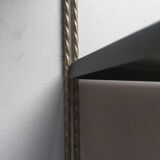 Metal string shelf