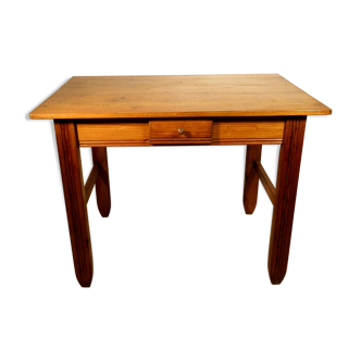 Pine farm table 100 x 71 cm