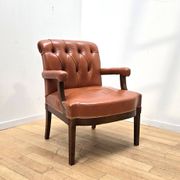 Vintage club chair