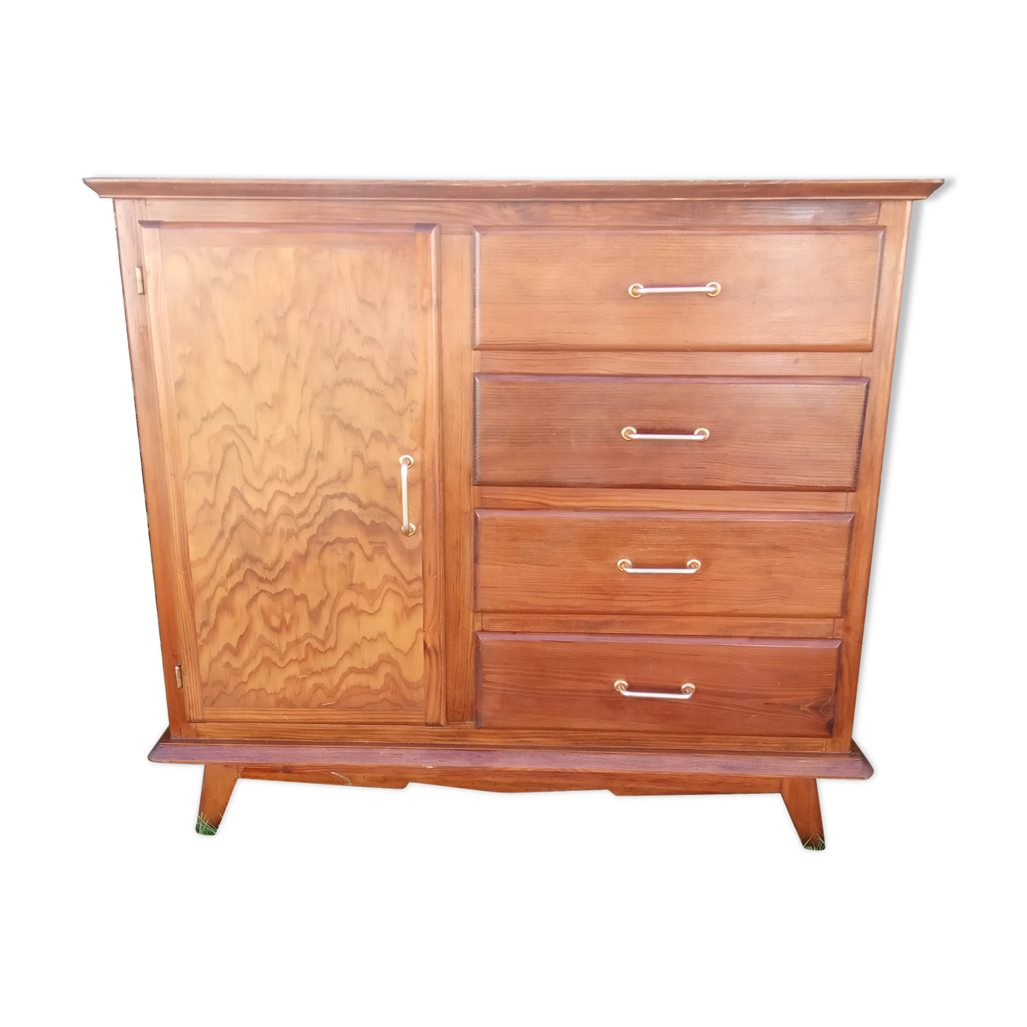Vintage chest of drawers