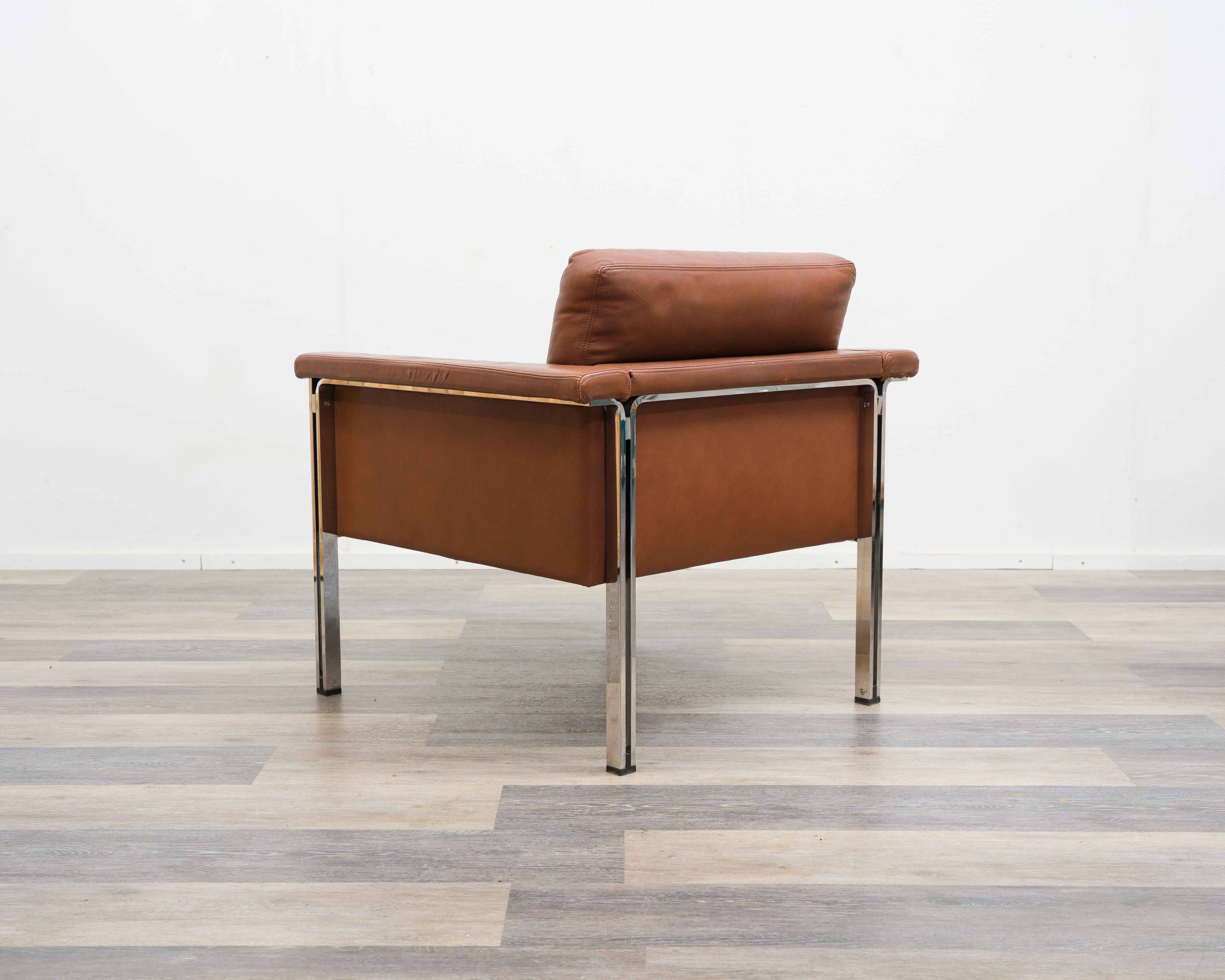 Leather armchair, 1970s, manufacturer Sitag, cognac brown leather.