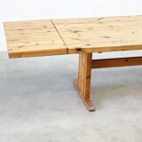 1980's pine extendable dining table
