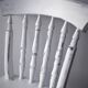 Chaise en bois blanc