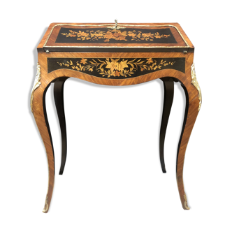 Louis XV-style slope desk
