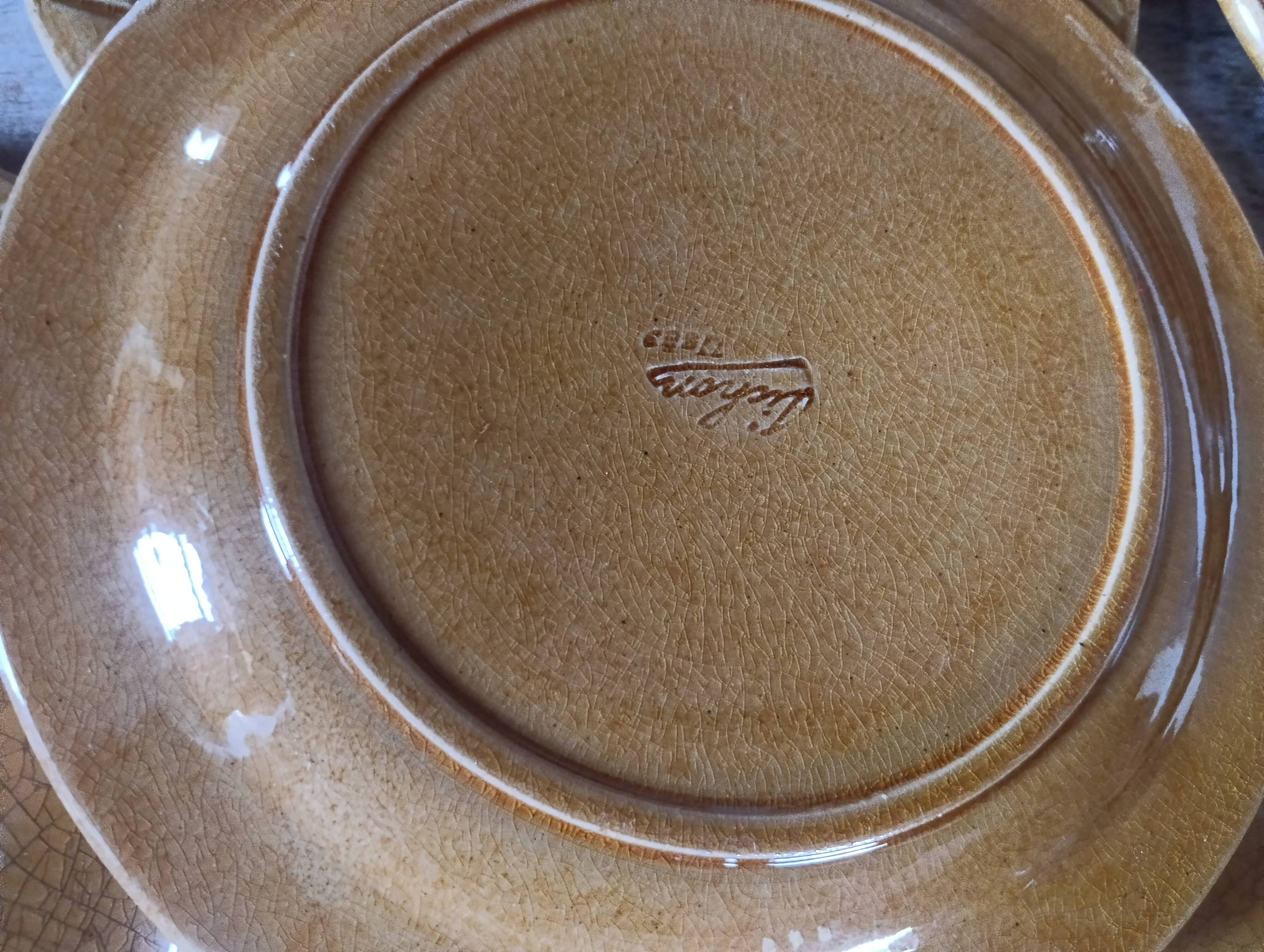 Maison Pichon Uzès rare set of 12 dessert plates