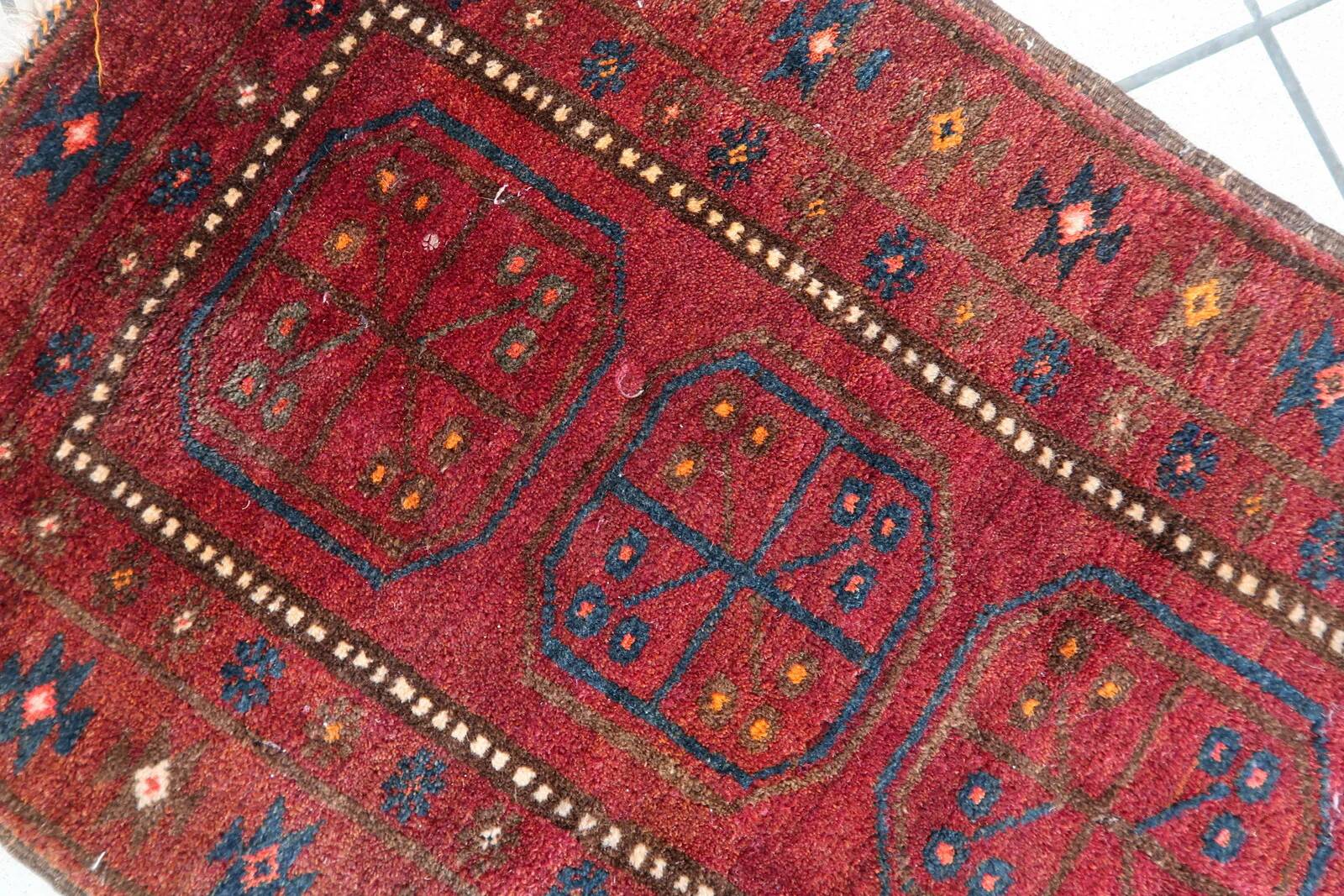 Handmade vintage Afghan Baluch rug 63cm x 109cm 1950s - 1С1169