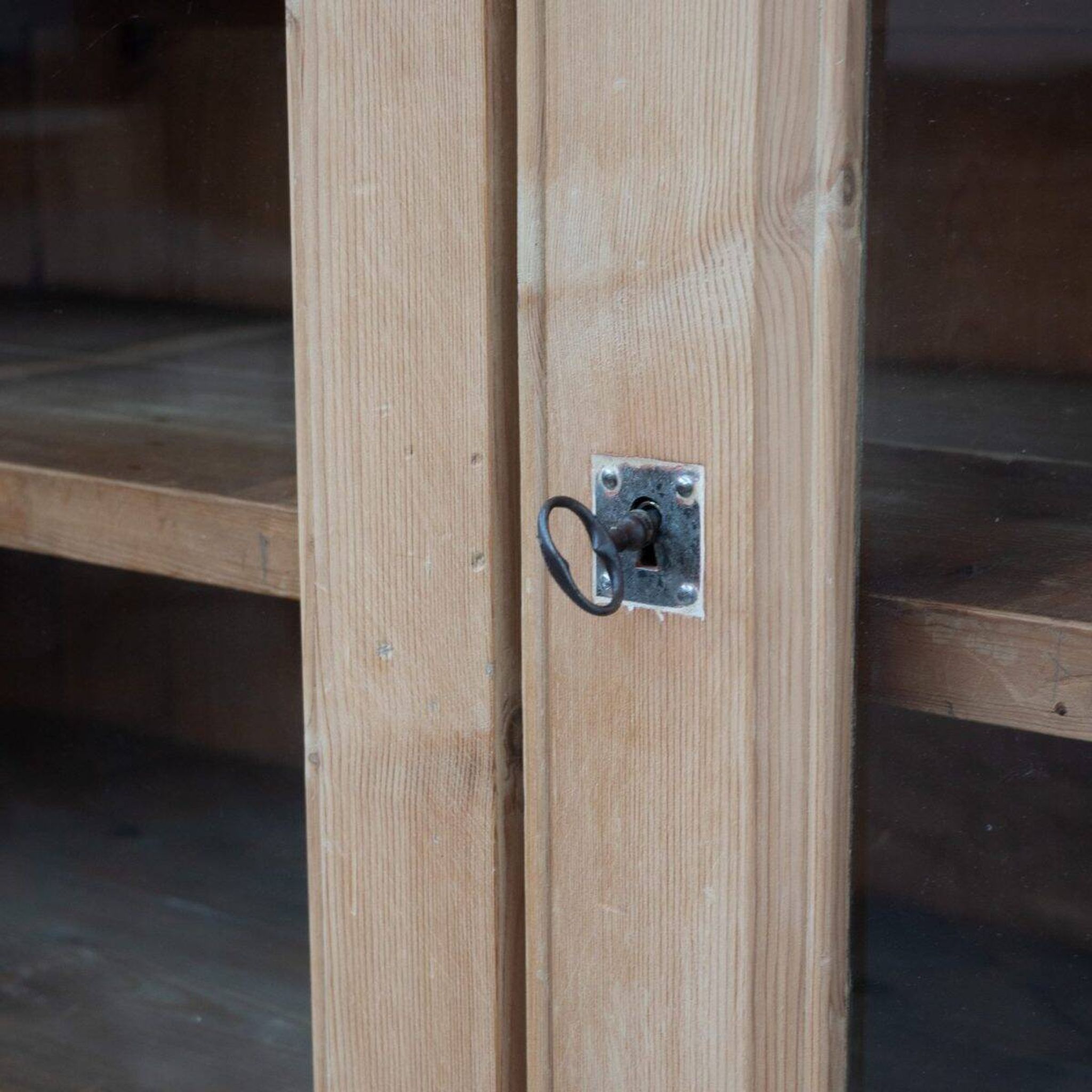 Ancienne bibliothèque 2 portes en bois - Début XXème