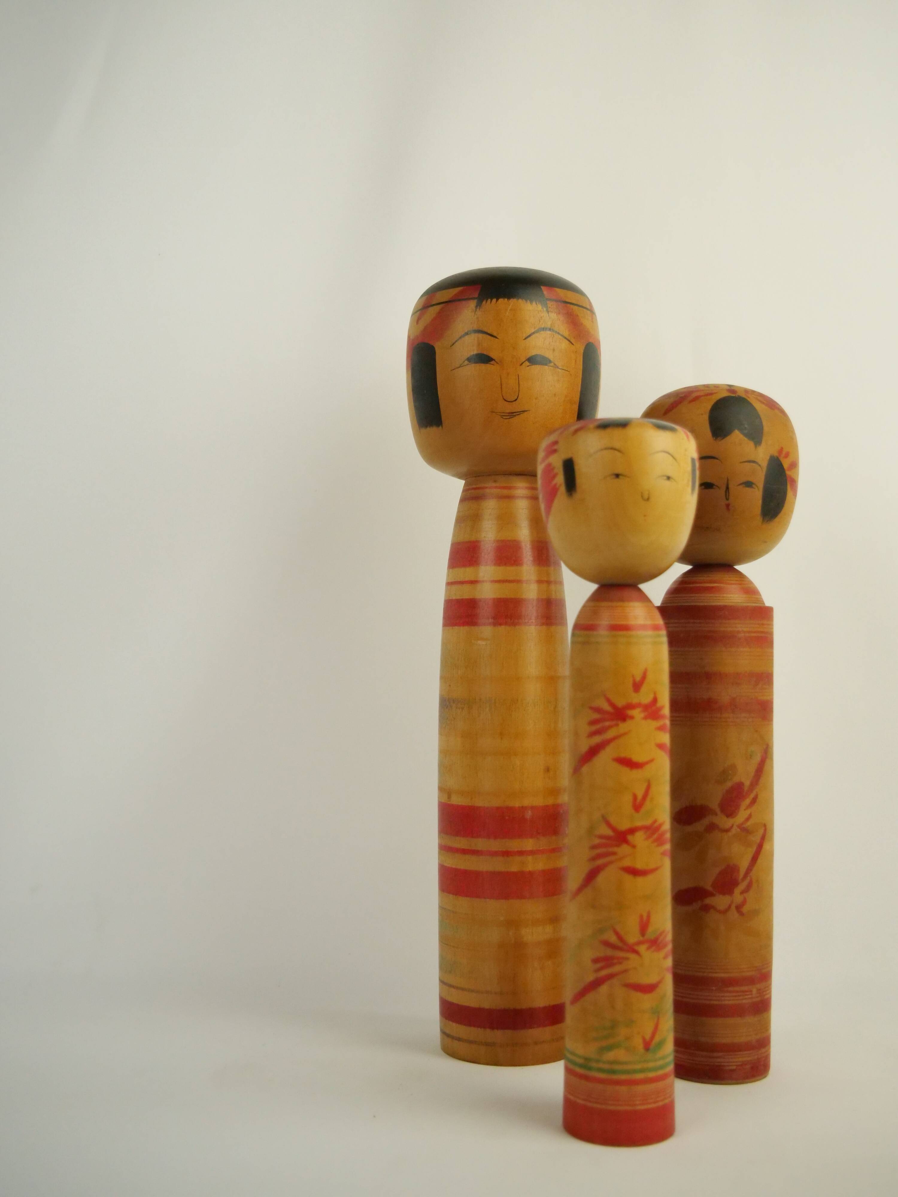 Lot de 3 kokeshi ( taille moyenne )