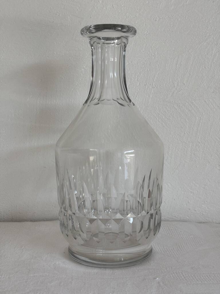 Cut crystal carafe from Baccarat – Stamped and numbered
