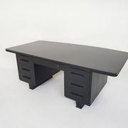 Bureau exécutif en bois noir, années 1960