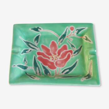 Green earthenware ashtray and coral 60s flower patterns