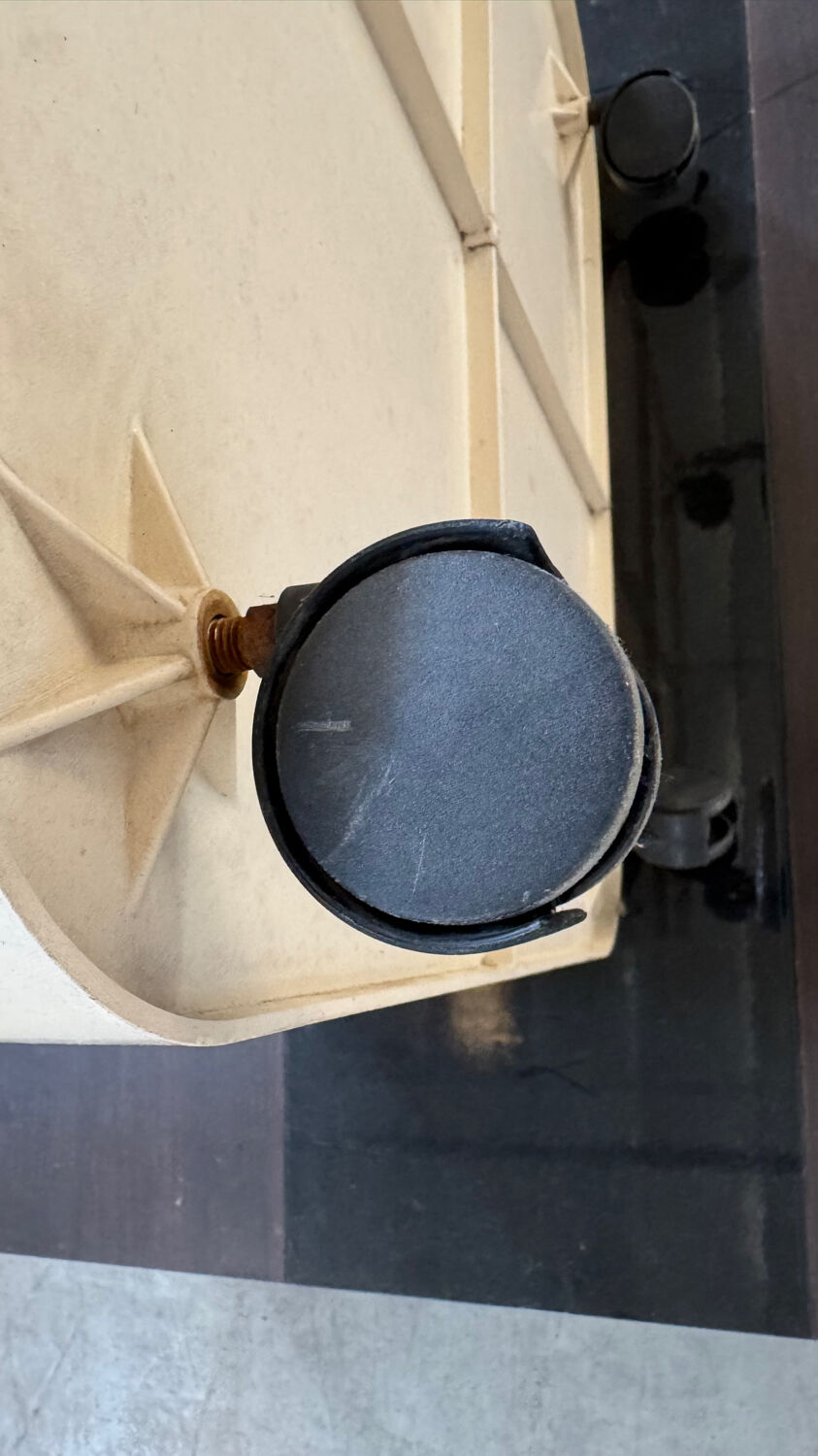 Kartell 4682 1970s Design Planter