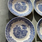 Set of 5 small dessert plates from the Nice factory, 2 stamps from the same manufacturer.
