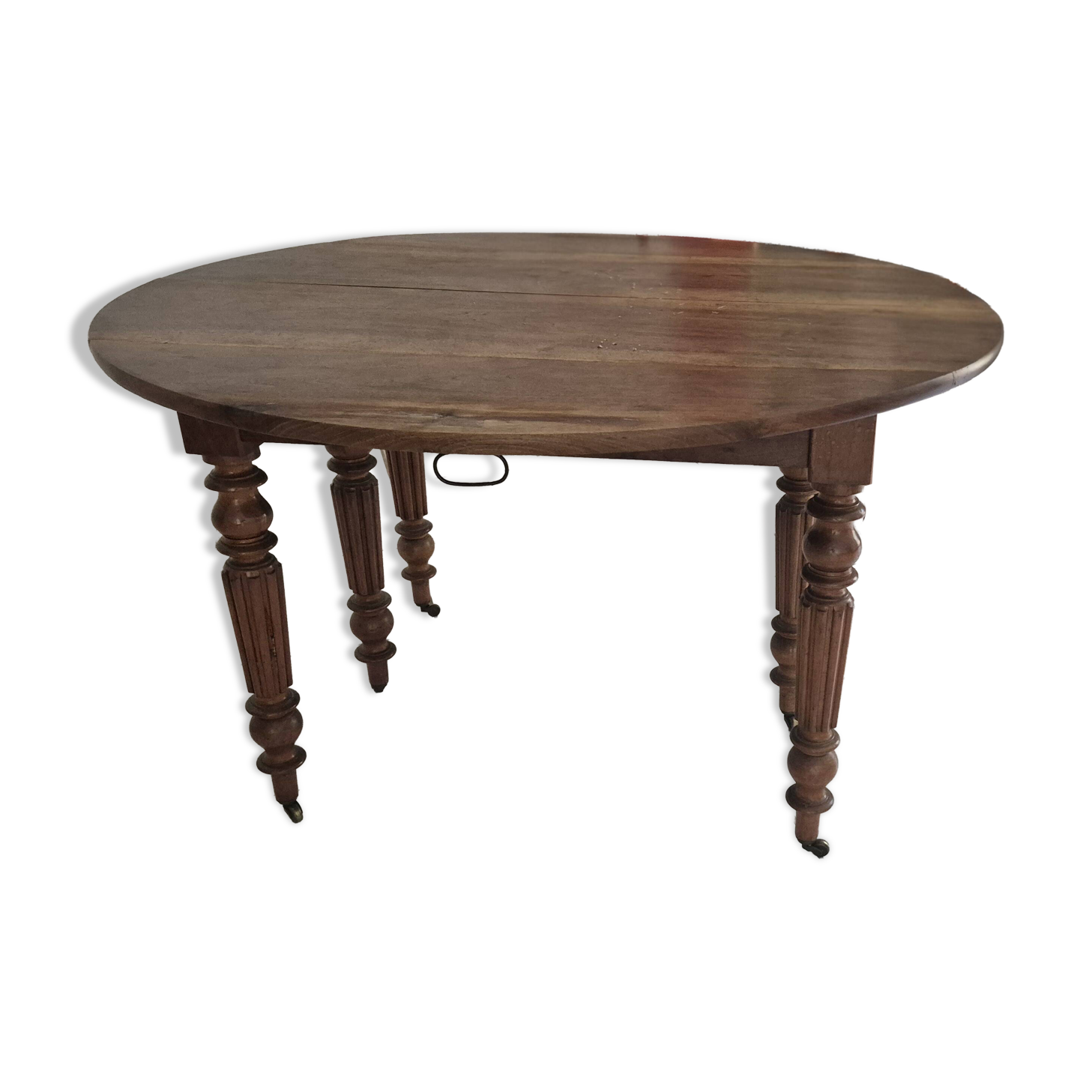 Louis Philippe round table in walnut
