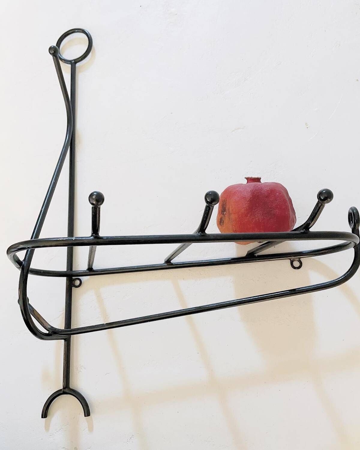 Wall coat rack