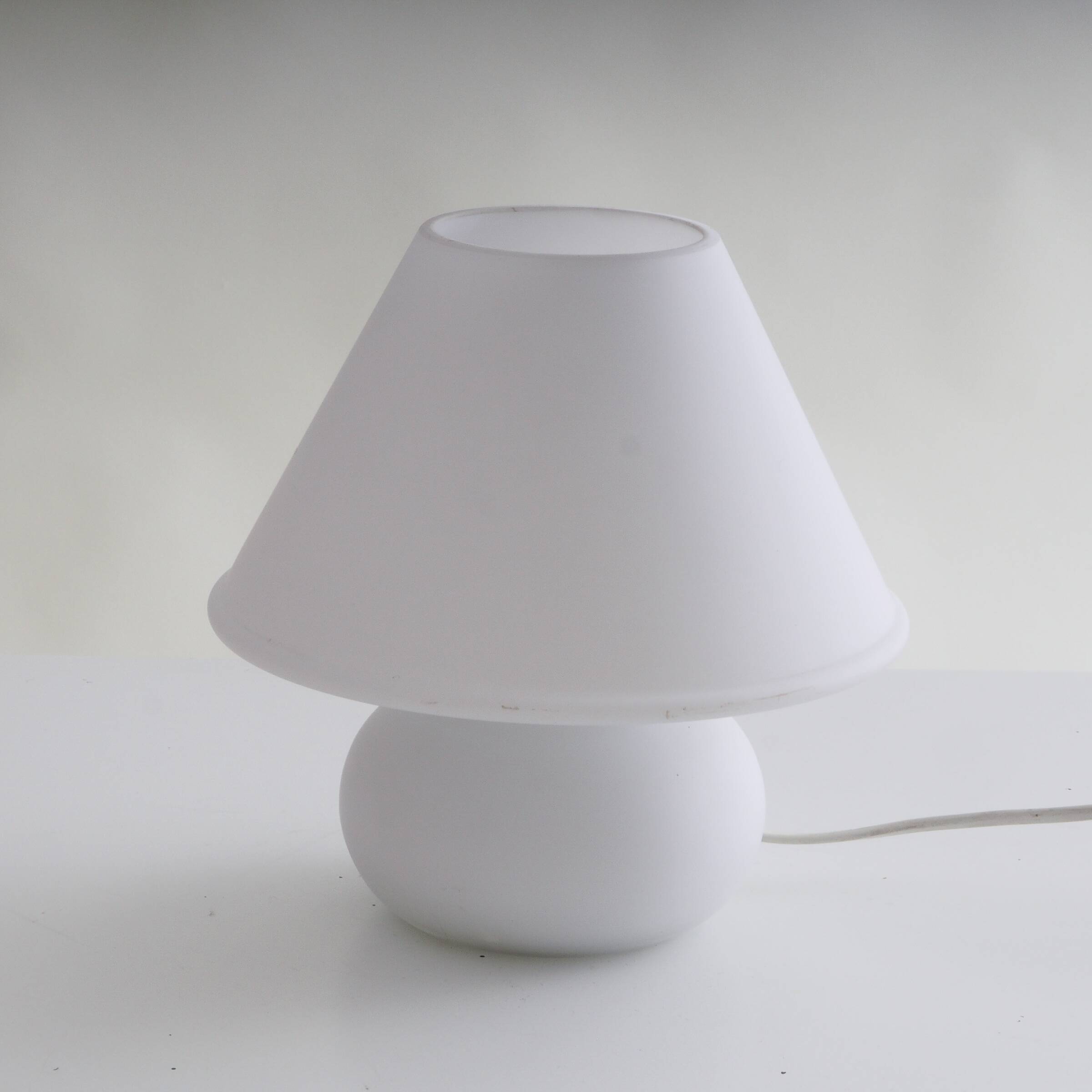 Lampe en verre en forme de champignon Modèle 6249 par Glasshütte Limburg