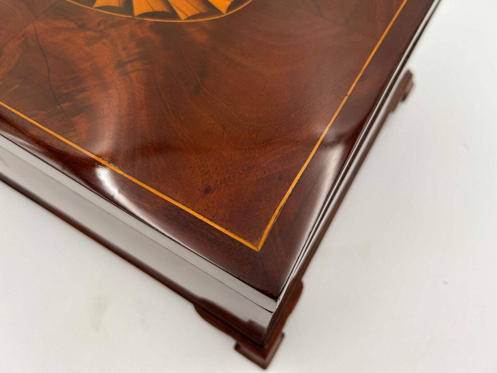 Large Victorian Box in Mahogany & Oak, England, 1840s