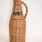 Bouteille en rotin vintage