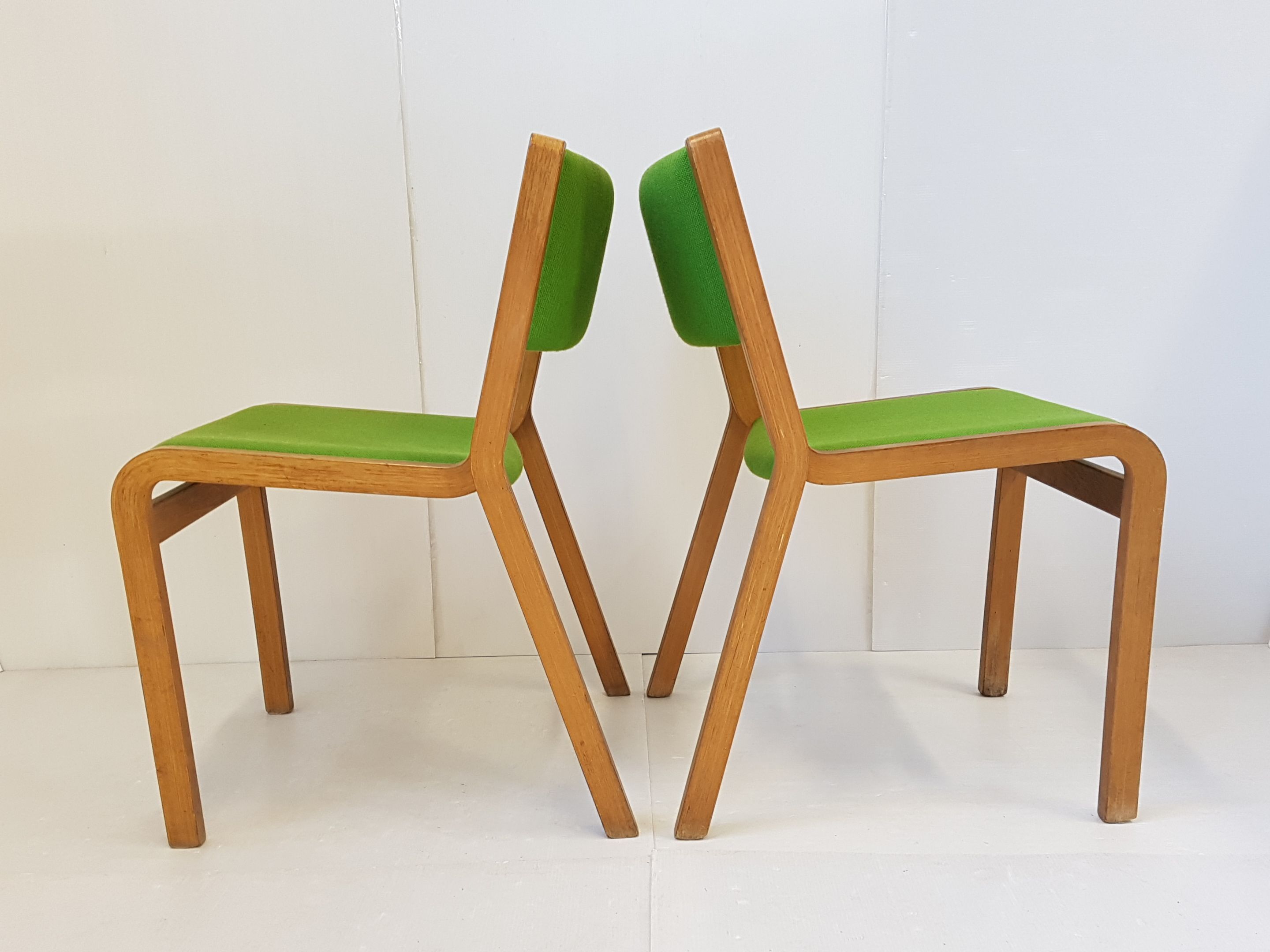 Paire de chaises de Magnus Olesen 1970