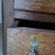 Commode arbalète campagnarde en chêne xxème