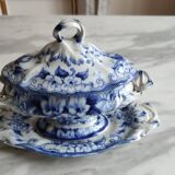 Antique sauceboat signed Creil et Montereau, Flora LM et Cie