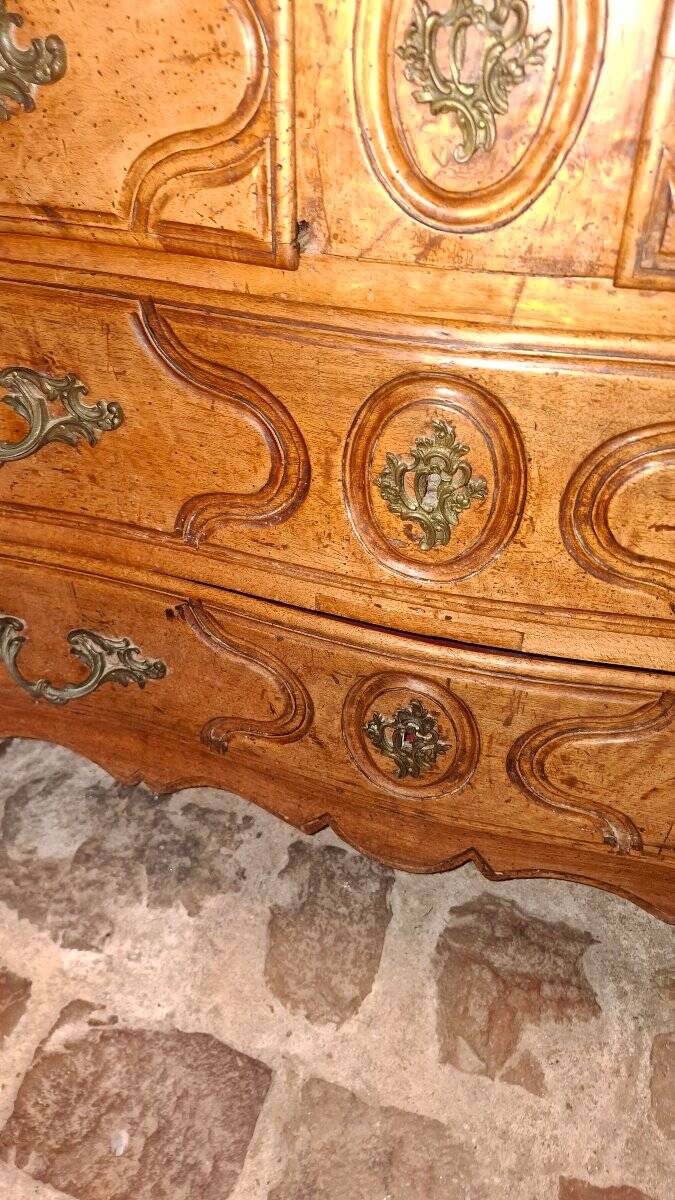Commode XVIII en noyer