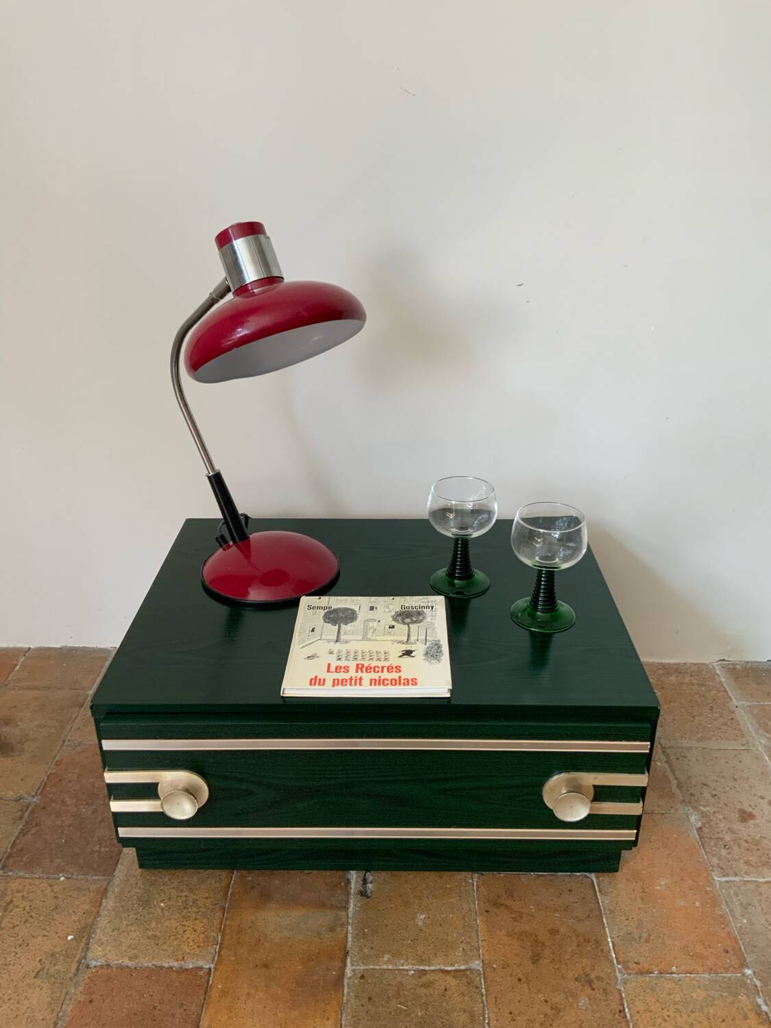 Small occasional piece of furniture